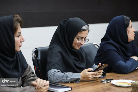 نشست مدیرکل میراث‌فرهنگی، گردشگری و صنایع‌دستی خوزستان با اصحاب رسانه