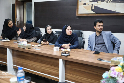 نشست مدیرکل میراث‌فرهنگی، گردشگری و صنایع‌دستی خوزستان با اصحاب رسانه