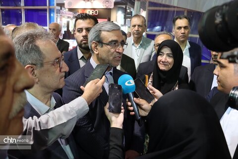 آیین افتتاحیه هجدهمین نمایشگاه بین‌المللی گردشگری و صنایع دستی خراسان رضوی با حضور معاوین گردشگری وصنایع دستی کشور واستاندار خراسان رضوی در مشهد برگزار شد