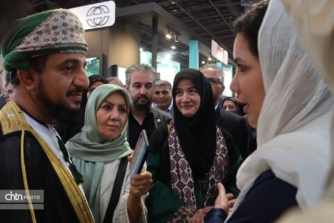 آیین افتتاحیه هجدهمین نمایشگاه بین‌المللی گردشگری و صنایع دستی خراسان رضوی با حضور معاوین گردشگری وصنایع دستی کشور واستاندار خراسان رضوی در مشهد برگزار شد