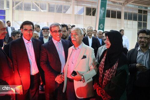 آیین افتتاحیه هجدهمین نمایشگاه بین‌المللی گردشگری و صنایع دستی خراسان رضوی با حضور معاوین گردشگری وصنایع دستی کشور واستاندار خراسان رضوی در مشهد برگزار شد