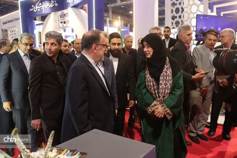 آیین افتتاحیه هجدهمین نمایشگاه بین‌المللی گردشگری و صنایع دستی خراسان رضوی با حضور معاوین گردشگری وصنایع دستی کشور واستاندار خراسان رضوی در مشهد برگزار شد