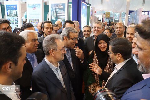 آیین افتتاحیه هجدهمین نمایشگاه بین‌المللی گردشگری و صنایع دستی خراسان رضوی با حضور معاوین گردشگری وصنایع دستی کشور واستاندار خراسان رضوی در مشهد برگزار شد