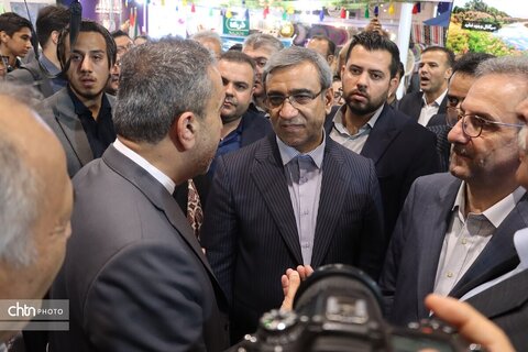 آیین افتتاحیه هجدهمین نمایشگاه بین‌المللی گردشگری و صنایع دستی خراسان رضوی با حضور معاوین گردشگری وصنایع دستی کشور واستاندار خراسان رضوی در مشهد برگزار شد