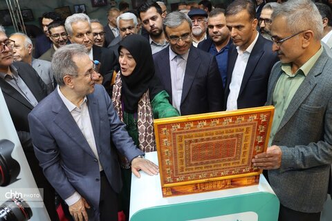 آیین افتتاحیه هجدهمین نمایشگاه بین‌المللی گردشگری و صنایع دستی خراسان رضوی با حضور معاوین گردشگری وصنایع دستی کشور واستاندار خراسان رضوی در مشهد برگزار شد