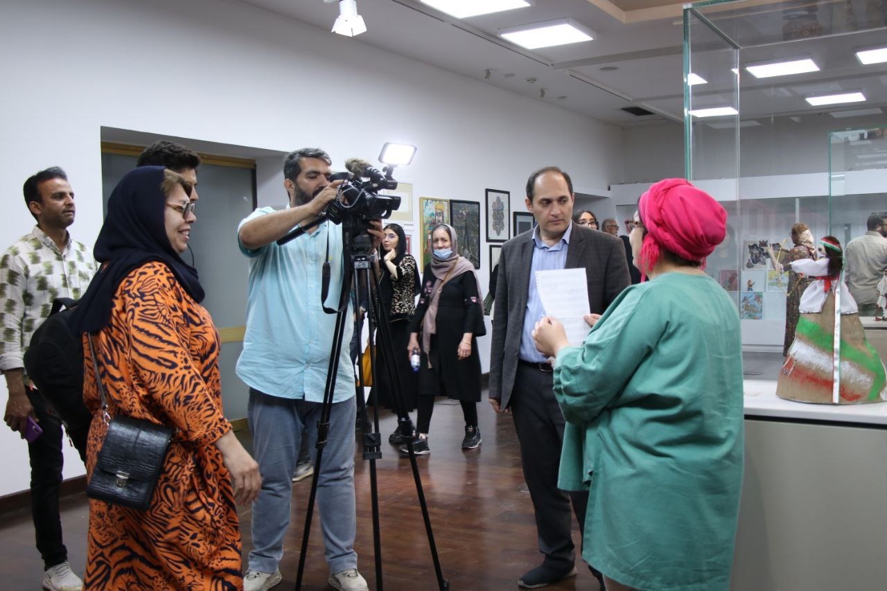 به بلندای نام فردوسی: آینهای از هنر و حماسه