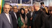 توجه به بازار کشورهای همسایه برای صادرات هنر ایرانی ضروری است