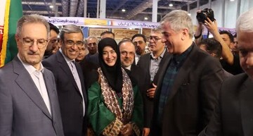 توجه به بازار کشورهای همسایه برای صادرات هنر ایرانی ضروری است