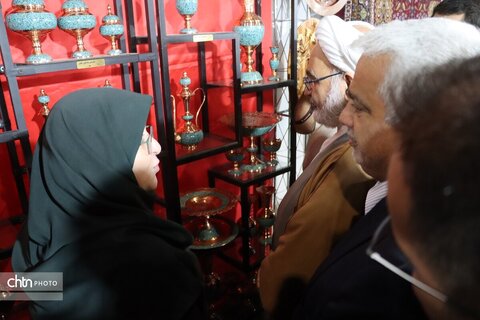 بازدیدفاطمه مهاجرانی سخنگوی  دولت در هجدهمین نمایشگاه بین المللی گردشگری وصنایع دستی مشهد