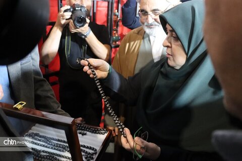 بازدیدفاطمه مهاجرانی سخنگوی  دولت در هجدهمین نمایشگاه بین المللی گردشگری وصنایع دستی مشهد