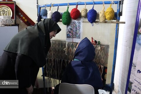 بازدیدفاطمه مهاجرانی سخنگوی  دولت در هجدهمین نمایشگاه بین المللی گردشگری وصنایع دستی مشهد