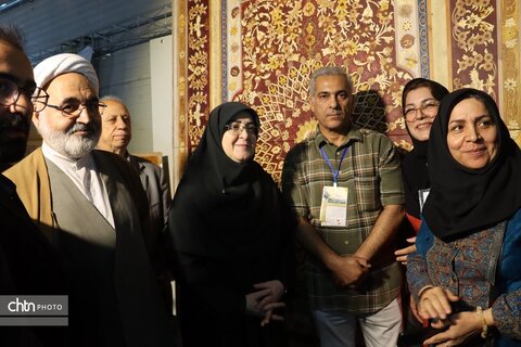 بازدیدفاطمه مهاجرانی سخنگوی  دولت در هجدهمین نمایشگاه بین المللی گردشگری وصنایع دستی مشهد