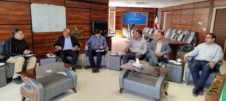 فامنین در مسیر جذب سرمایه‌گذار حوزه گردشگری/ بررسی طرح احداث مجتمع اقامتی- پذیرایی