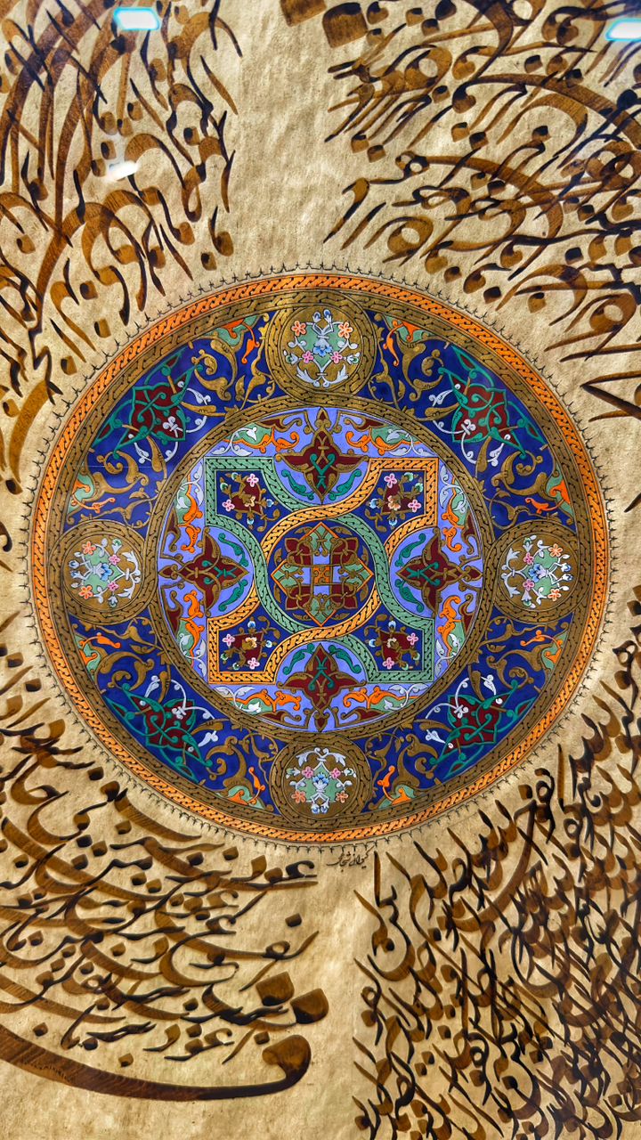 نمایشگاه آثار هنرمندان پژوهشکده هنرهای ملی در خانه هنرمندان برگزار می‌شود