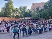 بازدید دانش آموزان از قلعه فلک‌الافلاک در روز جهانی موزه