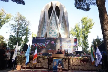 سخنگوی دولت در مراسم بزرگداشت خیام: خیام یک خردمند به تمام معنا بود