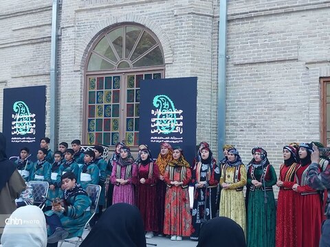 افتتاح جشنواره ملی مدو لباس زاگرس در محوطه تاریخی و فرهنگی قلعه فلک‌الافلاک