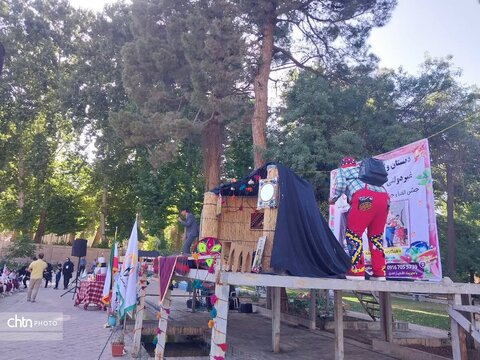 بازدید دانش آموزان از قلعه فلک‌الافلاک در روز جهانی موزه