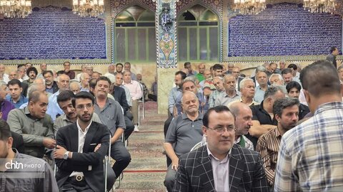 نشست مدیر کل میراث فرهنگی، گردشگری و صنایع دستی در جمع هیئت‌های مذهبی یزد