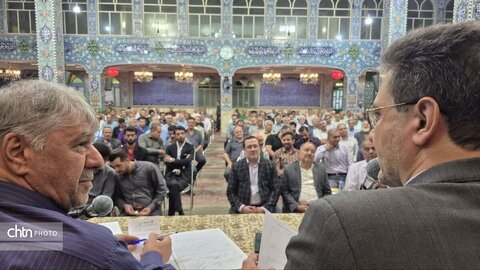 نشست مدیر کل میراث فرهنگی، گردشگری و صنایع دستی در جمع هیئت‌های مذهبی یزد