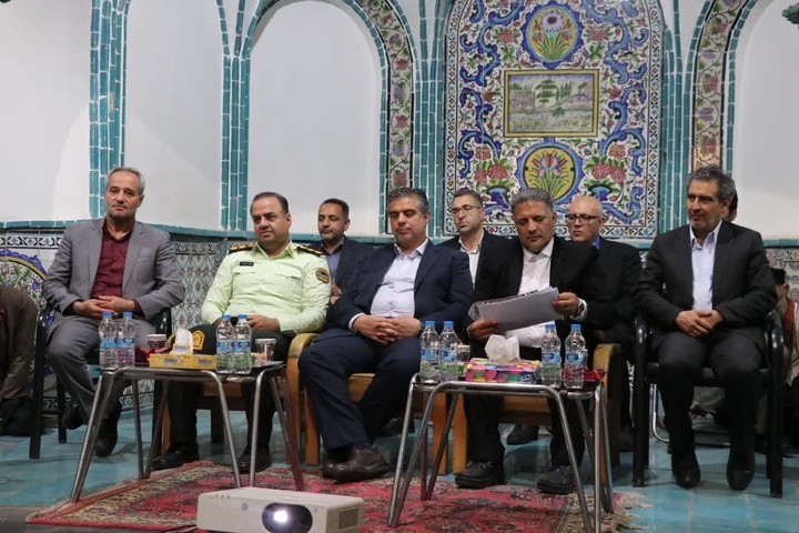 رونمایی از اشیا هستیجان
