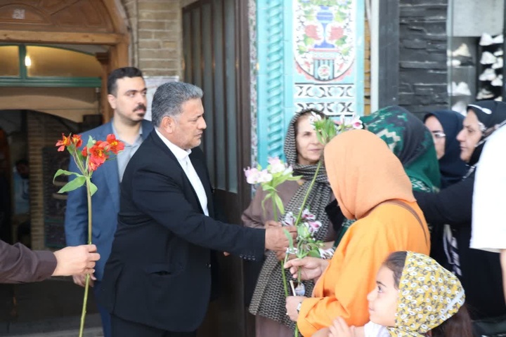 رونمایی از اشیا هستیجان