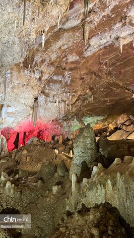 تور آشناسازی نخبگان با غار کتله خور شهرستان خدابنده در هفته میراث‌فرهنگی