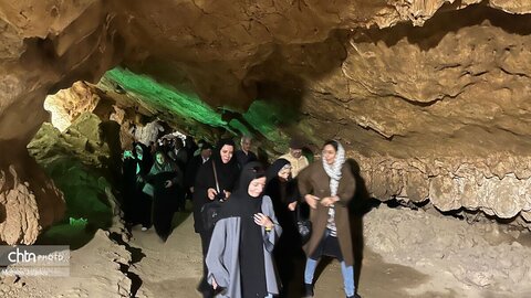تور آشناسازی نخبگان با غار کتله خور شهرستان خدابنده در هفته میراث‌فرهنگی