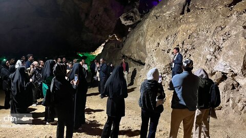 تور آشناسازی نخبگان با غار کتله خور شهرستان خدابنده در هفته میراث‌فرهنگی