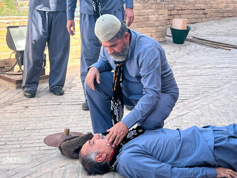 اجرای نمایش «دیده‌بان شقایق» در قلعه شوش