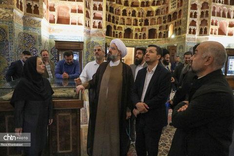 بازدید دبیر ستاد امر به معروف و نهی از منکر از بقعه شیخ صفی الدین اردبیلی