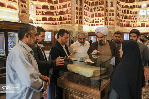 بازدید دبیر ستاد امر به معروف و نهی از منکر از بقعه شیخ صفی الدین اردبیلی
