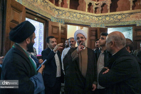 بازدید دبیر ستاد امر به معروف و نهی از منکر از بقعه شیخ صفی الدین اردبیلی