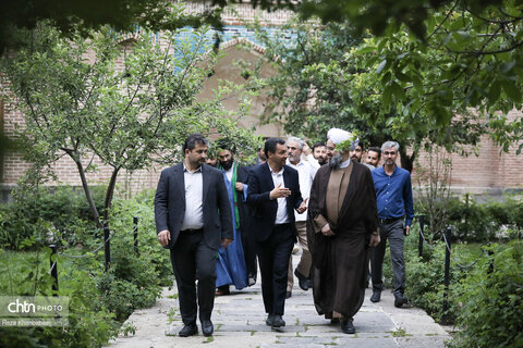 بازدید دبیر ستاد امر به معروف و نهی از منکر از بقعه شیخ صفی الدین اردبیلی