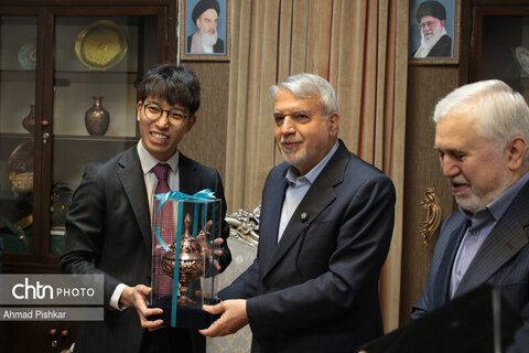 دیدار سفیر ژاپن با وزیر میراث فرهنگی، گردشگری و صنایع دستی