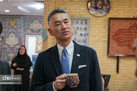 بازدید سفیر ژاپن از پژوهشکده هنرهای سنتی و صنایع دستی