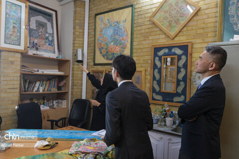 بازدید سفیر ژاپن از پژوهشکده هنرهای سنتی و صنایع دستی