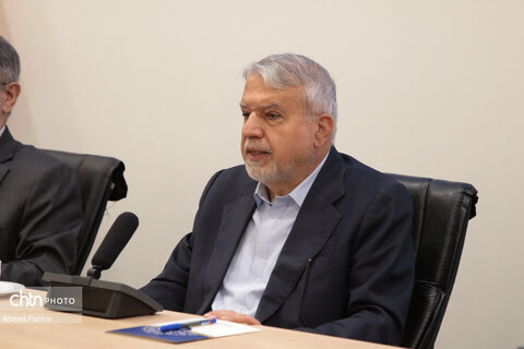 نشست جامعه حرفه ای هتلداران استان ها و مناطق آزاد با وزیر میراث فرهنگی، گردشگری و صنایع دستی