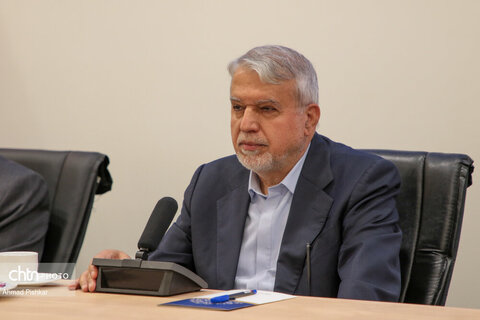 نشست جامعه حرفه ای هتلداران استان ها و مناطق آزاد با وزیر میراث فرهنگی، گردشگری و صنایع دستی