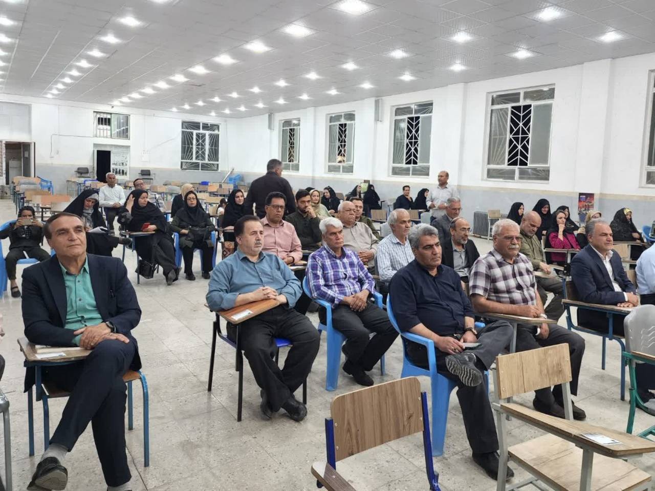 برگزاری شب‌شعر پاسداشت زبان فارسی و هفته میراث فرهنگی در ابرکوه