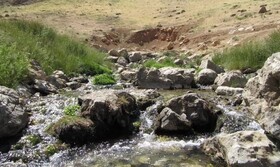 چشمه مایک سورشجان ظرفیت‌ها قابل‌توجهی برای جذب گردشگر دارد