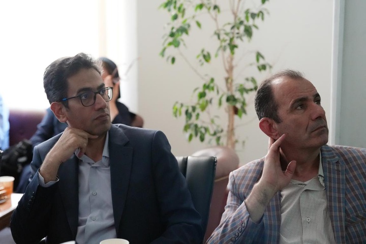 نشست آنلاین