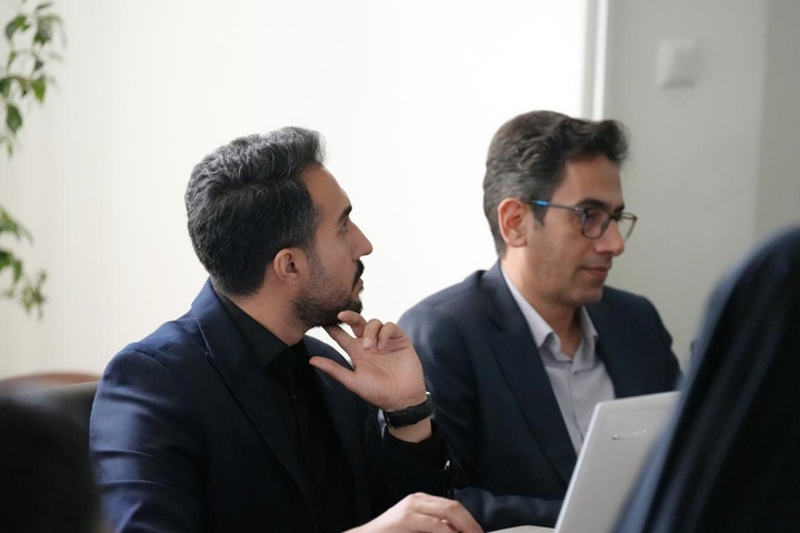 نشست آنلاین