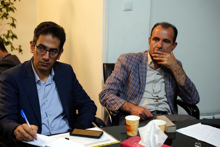 نشست آنلاین