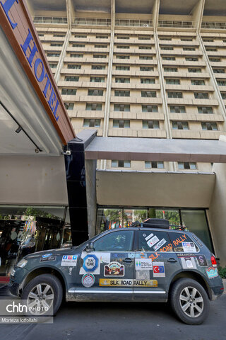 بازدید شرکت کنندگان تور بین‌المللی رالی جاده ابریشم از اماکن تاریخی و فرهنگی تهران