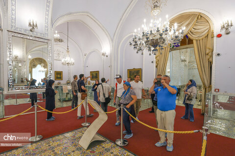 بازدید شرکت کنندگان تور بین‌المللی رالی جاده ابریشم از اماکن تاریخی و فرهنگی تهران