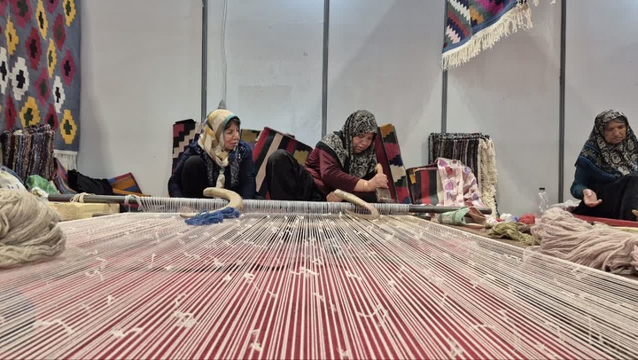 شانزدهمین نمایشگاه سراسری صنایع‌دستی در یزد گشایش یافت