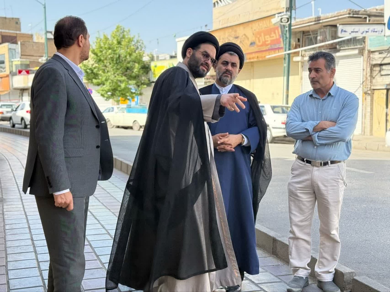 بازدید مدیرانکل میراثفرهنگی و اوقافوامورخیریه استان قزوین از طرح ساماندهی و توسعه آستان مقدس امامزاده صالح(ع) و بقعه چهار انبیا(ص)