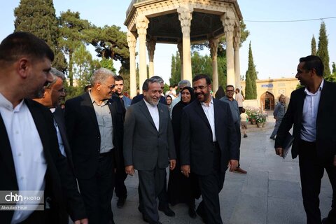 بازدید وزیر امور خارجه از حافظیه