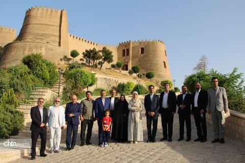 بازدید معاون امور فرهنگی وزیر فرهنگ از ۱۰۰ هزار تاریخ لرستان